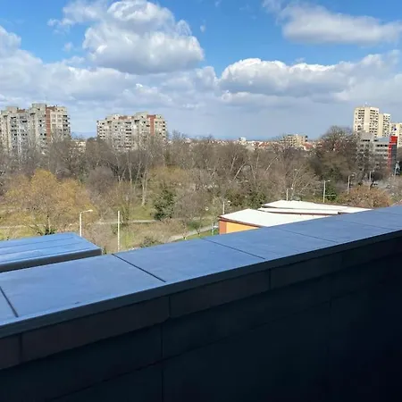 Apartament Modern 1br With Garden View & Free Street Parking Płowdiw