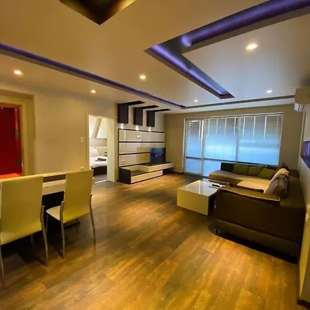 Modern 1br With Garden View & Free Street Parking Apartament *